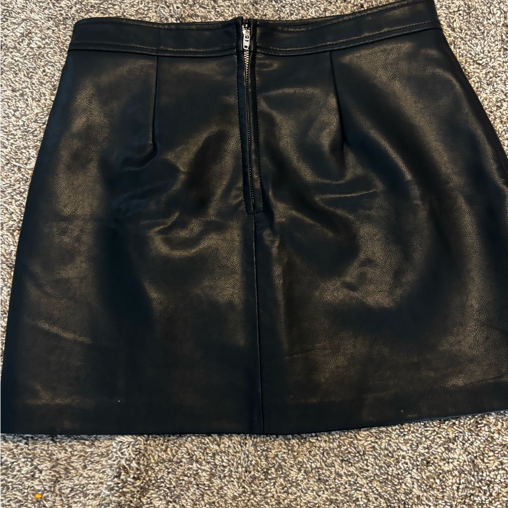 BLANKNYC Faux Leather Black Mini Skit - Picture 8 of 8